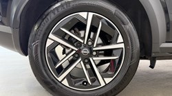2025 (25) NISSAN JUKE 1.6 Hybrid N-Connecta 5dr Auto 5640132