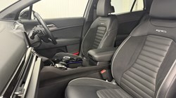 2025 (75) KIA SPORTAGE 1.6T GDi 241 PHEV GT-Line S 5dr Auto AWD 5617686