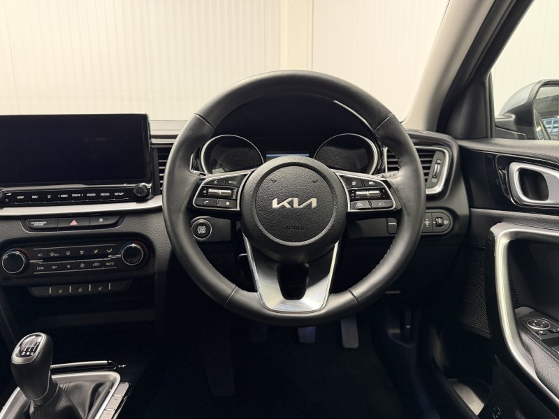 2023 (23) KIA XCEED 1.5T GDi ISG 3 5dr 5647530