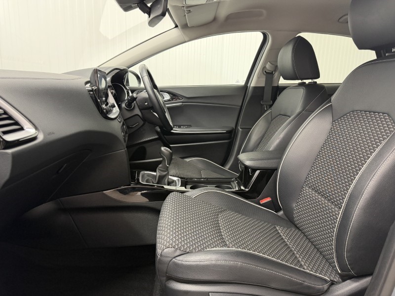 2023 (23) KIA XCEED 1.5T GDi ISG 3 5dr 5647526