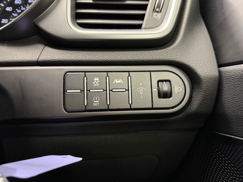 2025 (75) KIA XCEED 1.5T GDi ISG 138 2 5dr 5641381