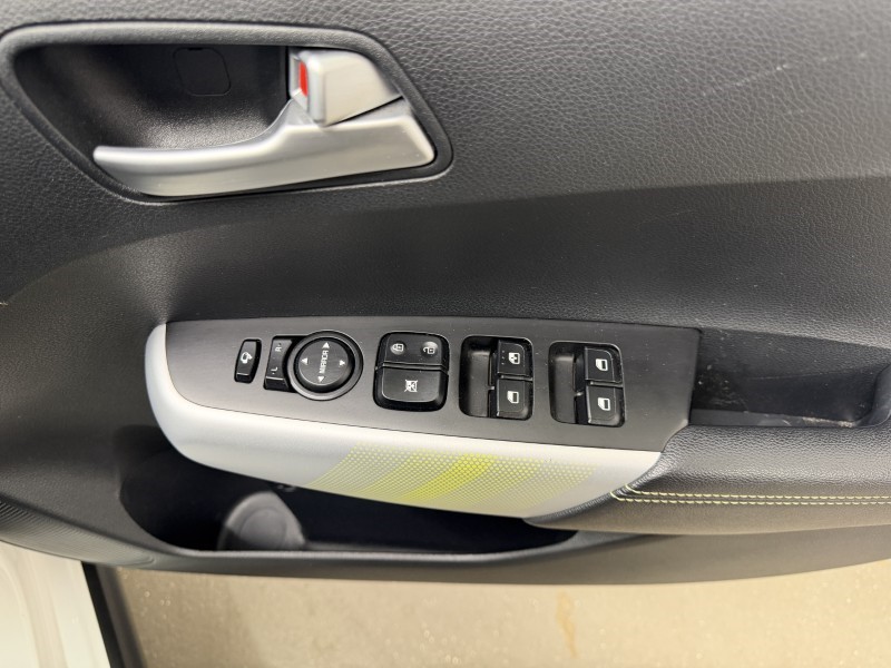2022 (72) KIA PICANTO 1.0 X-Line 5dr Auto 5650572