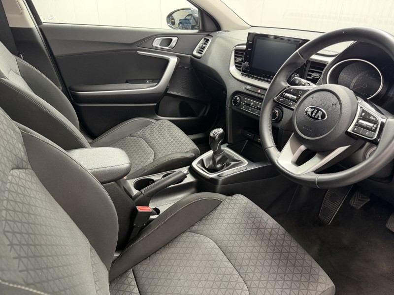 2020 (70) KIA XCEED 1.0T GDi ISG 2 5dr 5667043