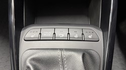2024 (24) KIA STONIC 1.0T GDi 48V 3 5dr 5719840