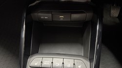 2024 (24) KIA STONIC 1.0T GDi 48V 3 5dr 5719839