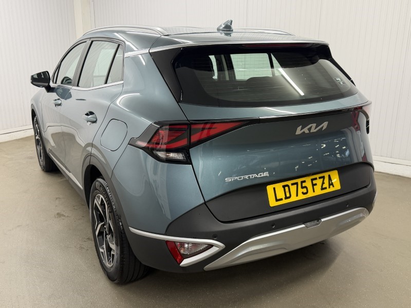 2025 (75) KIA SPORTAGE 1.6T GDi 157 48V ISG 2 5dr 5678620