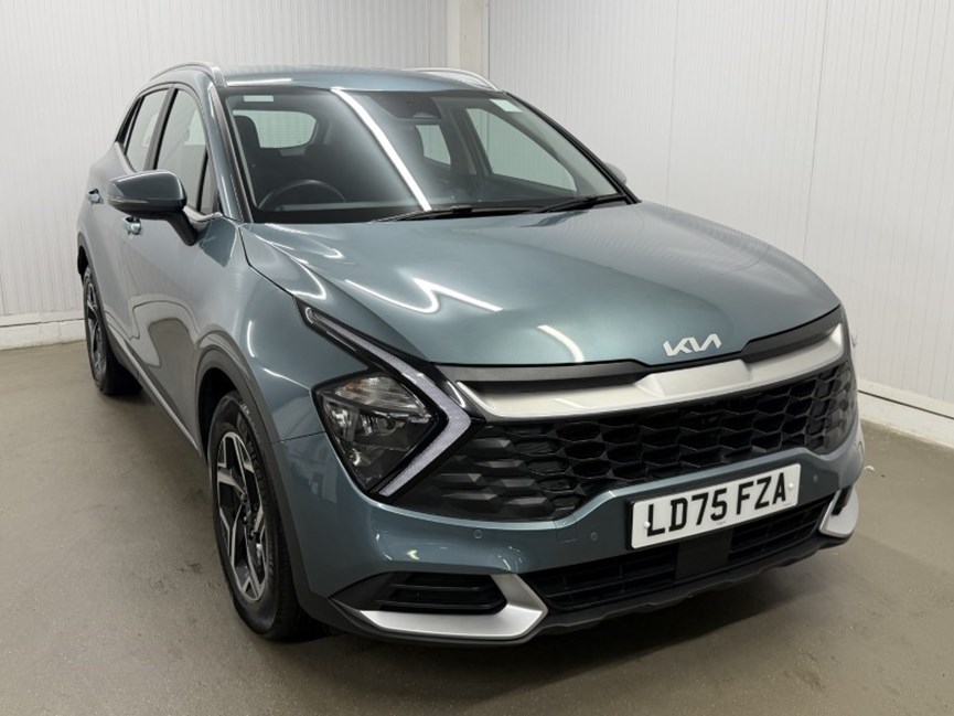 2025 (75) KIA SPORTAGE 1.6T GDi 157 48V ISG 2 5dr
