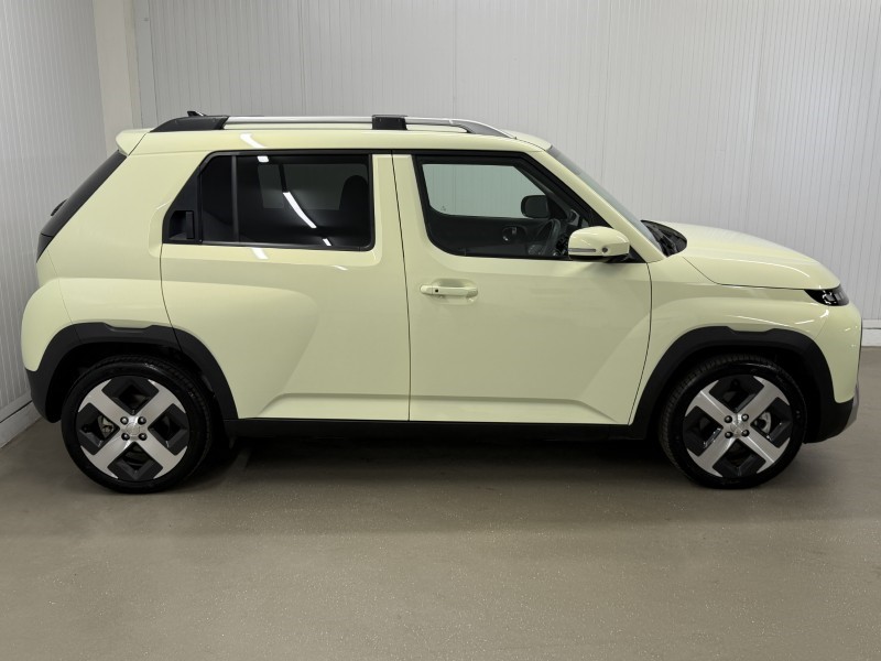 2025 (75) HYUNDAI INSTER 85kW 02 49kWh 5dr Auto 5707186