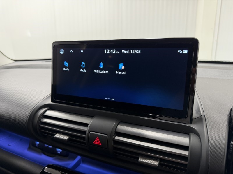 2025 (75) HYUNDAI INSTER 85kW 02 49kWh 5dr Auto 5707174