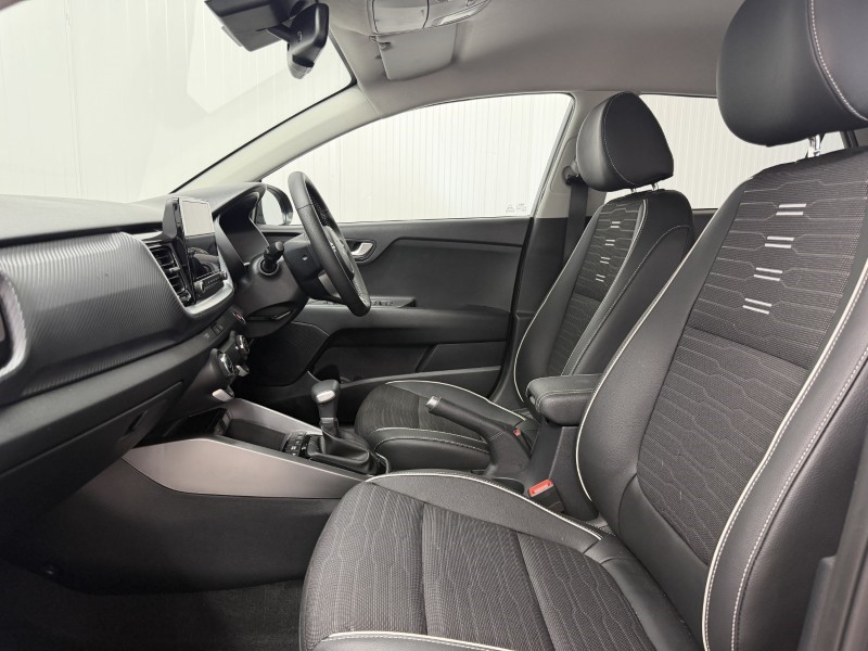 2025 (75) KIA STONIC 1.0T GDi 48V 98 GT-Line S 5dr DCT 5706547