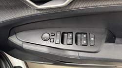 2022 (72) KIA SPORTAGE 1.6T GDi ISG 2 5dr 5679110