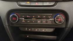 2020 (20) KIA XCEED 1.4T GDi ISG First Edition 5dr 5691189
