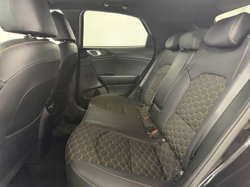2020 (20) KIA XCEED 1.4T GDi ISG First Edition 5dr 5691168
