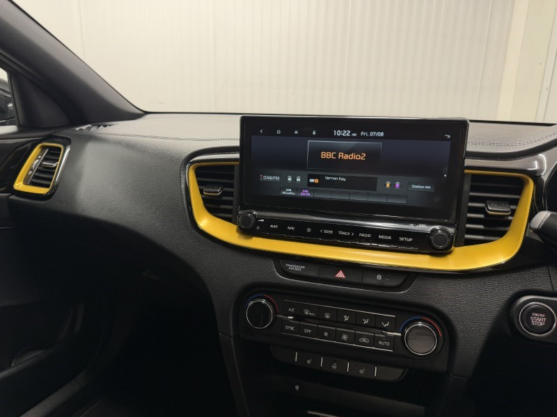 2020 (20) KIA XCEED 1.4T GDi ISG First Edition 5dr 5691177
