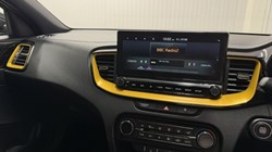 2020 (20) KIA XCEED 1.4T GDi ISG First Edition 5dr 5691177