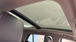2022 (72) KIA SPORTAGE 1.6T GDi HEV 4 5dr Auto 5681914