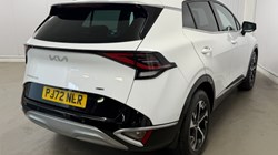 2022 (72) KIA SPORTAGE 1.6T GDi HEV 4 5dr Auto 5681900