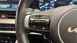 2022 (72) KIA SPORTAGE 1.6T GDi HEV 4 5dr Auto 5681933