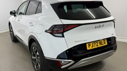 2022 (72) KIA SPORTAGE 1.6T GDi HEV 4 5dr Auto 5681899
