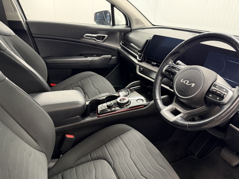 2022 (72) KIA SPORTAGE 1.6T GDi HEV 4 5dr Auto 5681913
