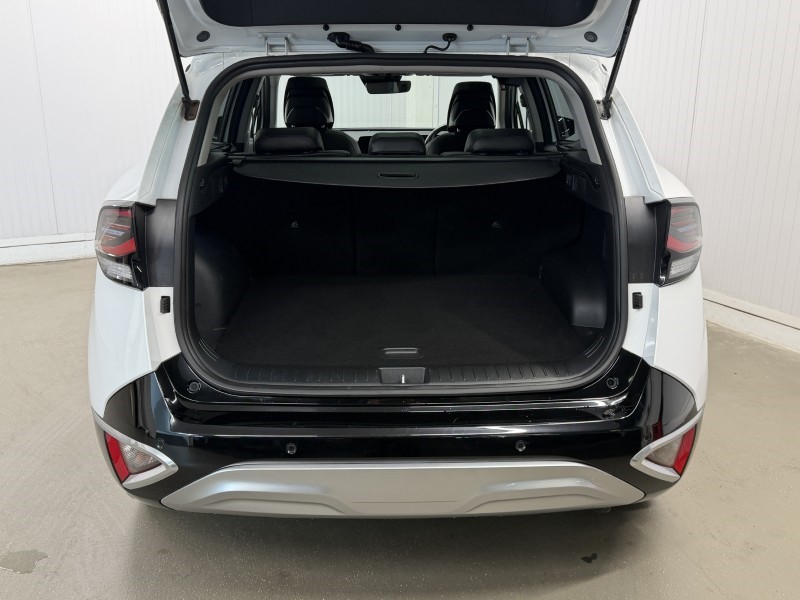 2022 (72) KIA SPORTAGE 1.6T GDi HEV 4 5dr Auto 5681902