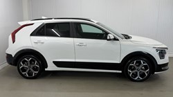 2025 (25) KIA NIRO 1.6 GDi 127 Hybrid 4 5dr DCT 5697311