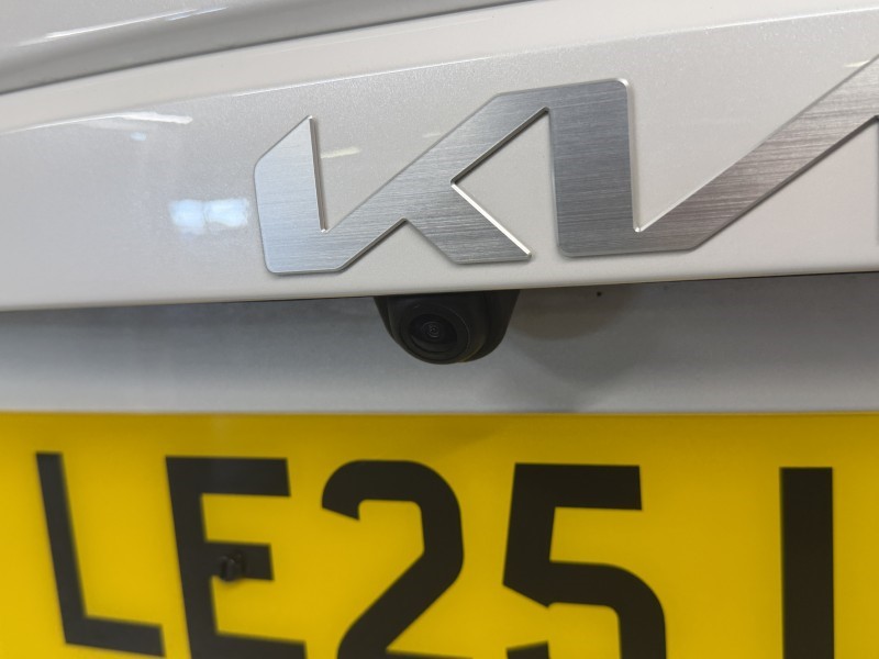 2025 (25) KIA NIRO 1.6 GDi 127 Hybrid 4 5dr DCT 5697273