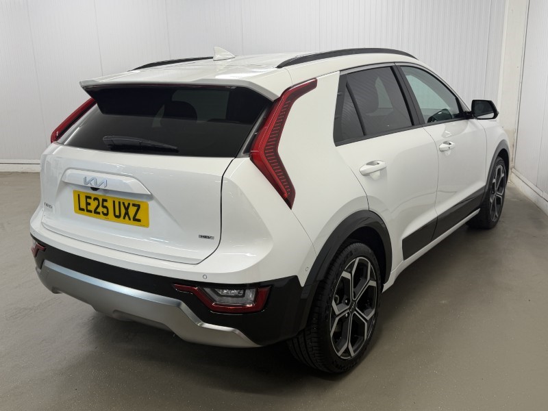 2025 (25) KIA NIRO 1.6 GDi 127 Hybrid 4 5dr DCT 5697272