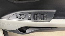 2019 (69) KIA STONIC 1.0T GDi 4 5dr Auto 5692887
