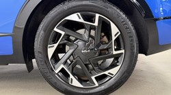 2023 (73) KIA SPORTAGE 1.6T GDi PHEV GT-Line S 5dr Auto AWD 5704456