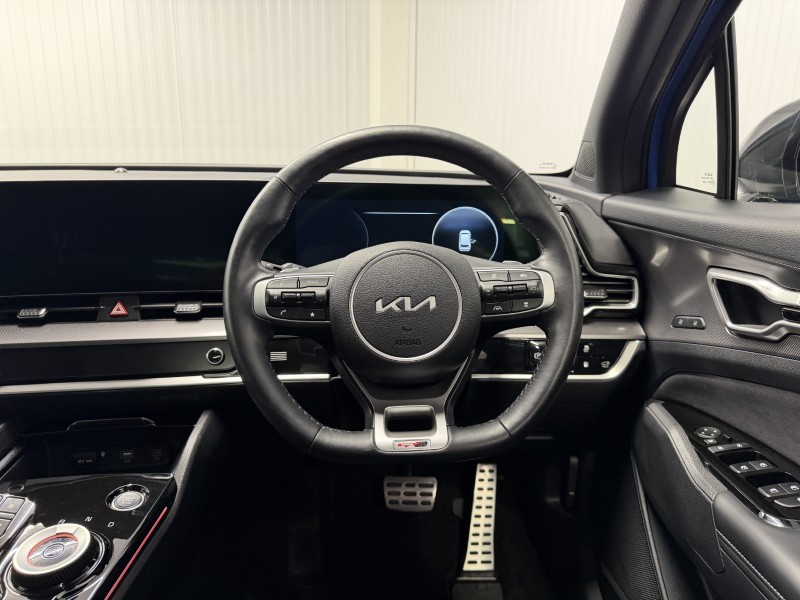 2023 (73) KIA SPORTAGE 1.6T GDi PHEV GT-Line S 5dr Auto AWD 5704470