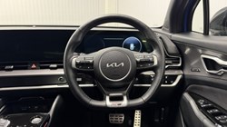 2023 (73) KIA SPORTAGE 1.6T GDi PHEV GT-Line S 5dr Auto AWD 5704470