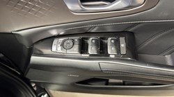 2025 (74) KIA SORENTO 1.6 T-GDi HEV 3 5dr Auto 5701771