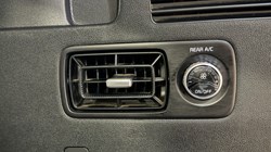 2025 (74) KIA SORENTO 1.6 T-GDi HEV 3 5dr Auto 5701759