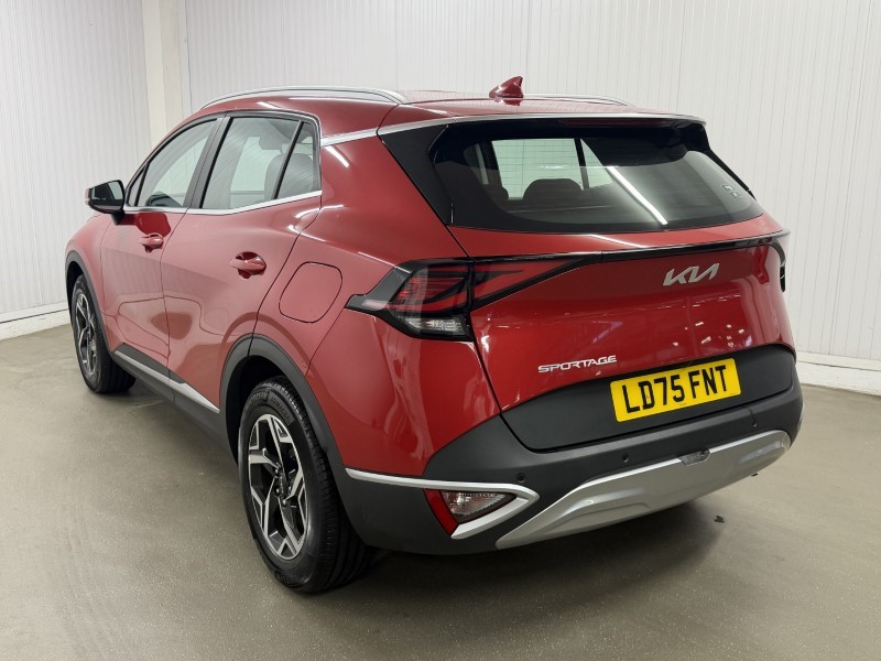 2025 (75) KIA SPORTAGE 1.6T GDi 157 48V ISG 2 5dr 5727838