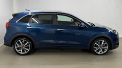 2022 (22) KIA NIRO 1.6 GDi Hybrid 3 5dr DCT 5723218