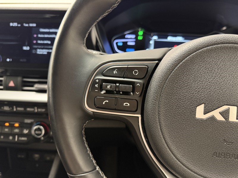 2022 (22) KIA NIRO 1.6 GDi Hybrid 3 5dr DCT 5723213