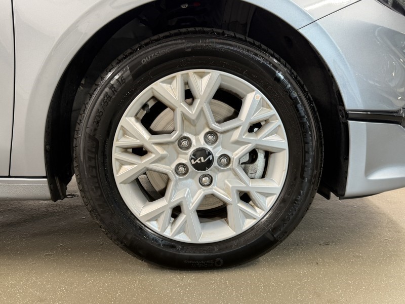 2024 (74) KIA CEED 1.5T GDi ISG 138 2 5dr 5761264