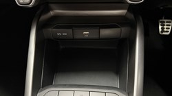 2023 (73) KIA STONIC 1.0T GDi 99 GT-Line 5dr 5779436