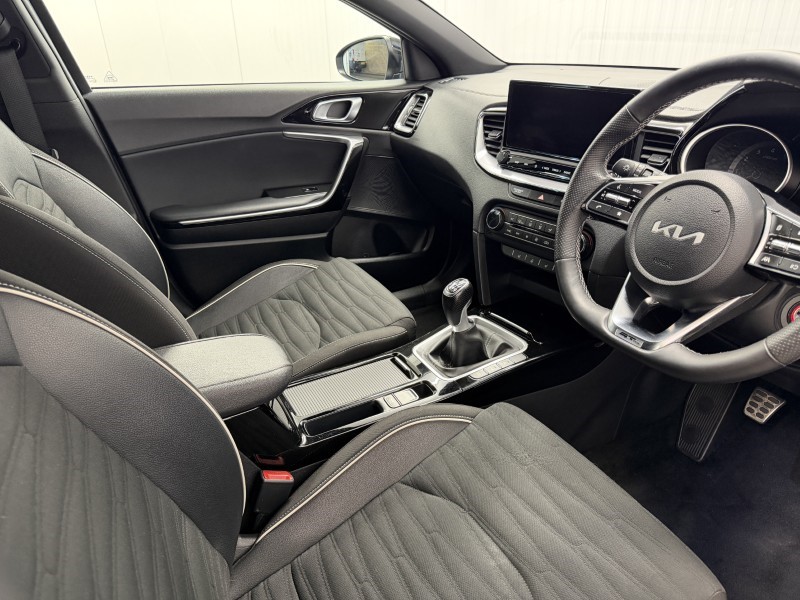 2024 (73) KIA CEED 1.5T GDi ISG GT-Line 5dr 5738604