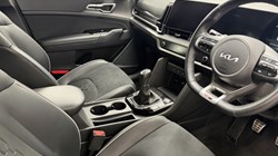 2025 (75) KIA SPORTAGE 1.6T GDi 157 48V ISG GT-Line 5dr 5763885