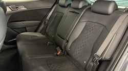 2025 (75) KIA SPORTAGE 1.6T GDi 241 PHEV GT-Line 5dr Auto AWD 5782338