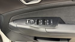 2025 (75) KIA SPORTAGE 1.6T GDi GT-Line 5dr DCT 5753569