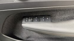 2020 (70) VOLVO XC40 1.5 T4 Recharge PHEV R DESIGN 5dr Auto 5788605