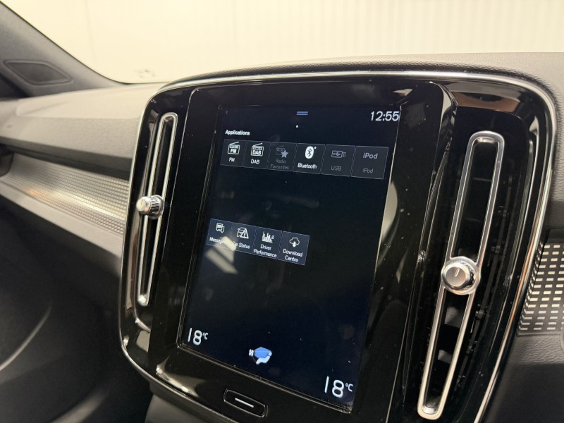2020 (70) VOLVO XC40 1.5 T4 Recharge PHEV R DESIGN 5dr Auto 5788613