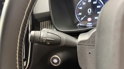 2020 (70) VOLVO XC40 1.5 T4 Recharge PHEV R DESIGN 5dr Auto 5788623