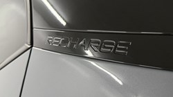 2020 (70) VOLVO XC40 1.5 T4 Recharge PHEV R DESIGN 5dr Auto 5788597