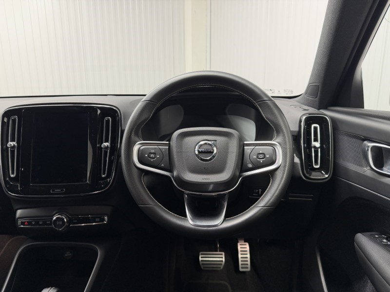 2020 (70) VOLVO XC40 1.5 T4 Recharge PHEV R DESIGN 5dr Auto 5788604