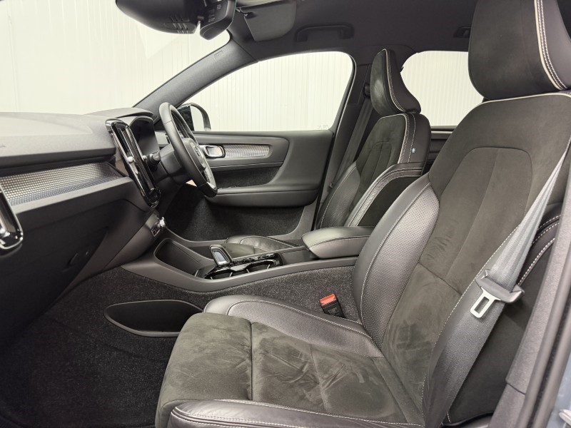 2020 (70) VOLVO XC40 1.5 T4 Recharge PHEV R DESIGN 5dr Auto 5788600