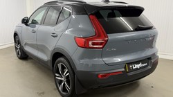 2020 (70) VOLVO XC40 1.5 T4 Recharge PHEV R DESIGN 5dr Auto 5788592